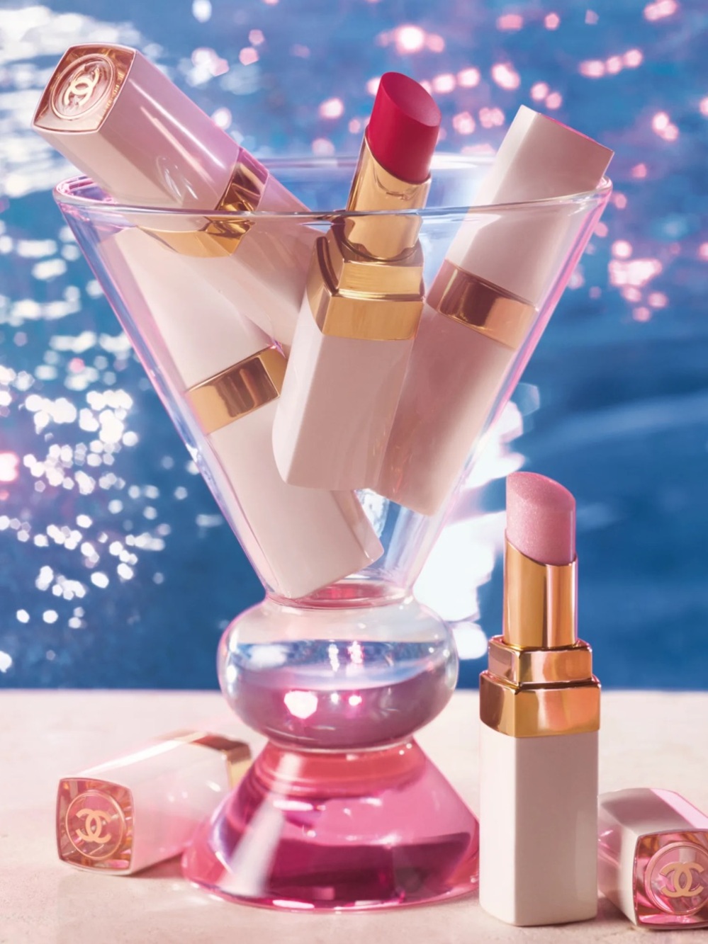 Chanel Rouge Coco Baume 772 - Picture 2 of 15